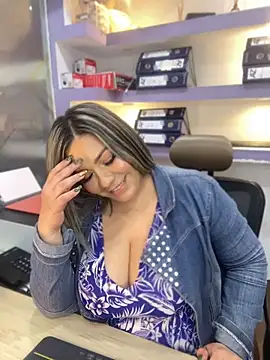 Show Webcam de isabella_horney_