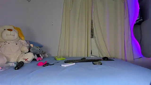 vennuss19 Chat XXX in diretta