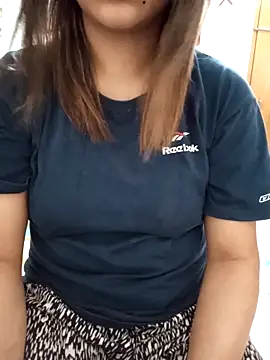 แชท XXX สดของ Tanha18