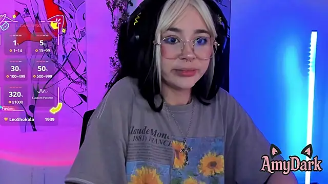 Онлайн чат XXX _AmyDark