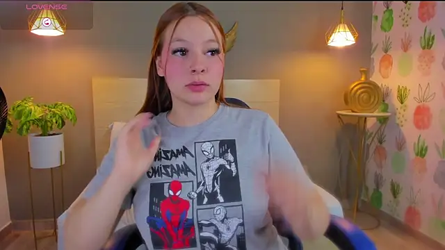 Chat +18 de kitty_sweeety_ ao vivo