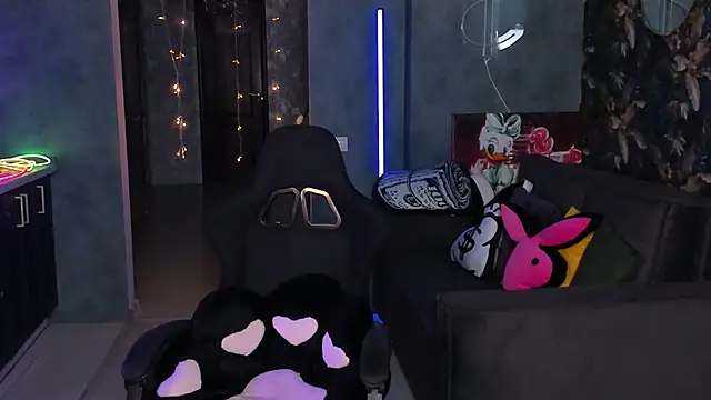 Blckmirrorr Chat XXX in diretta