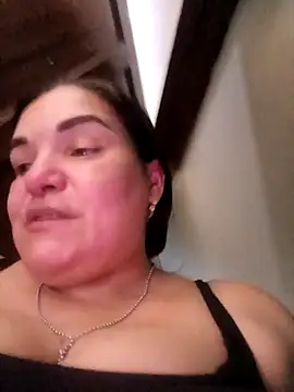 Chat +18 de Zuleyka_69 ao vivo