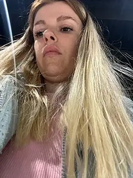 Chat +18 de HarrietDart ao vivo