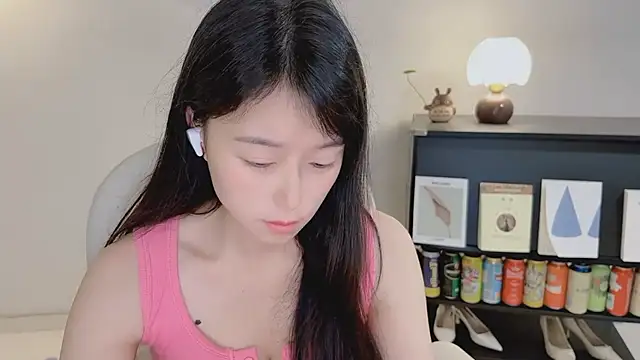 Onechestnut Live XXX-chat