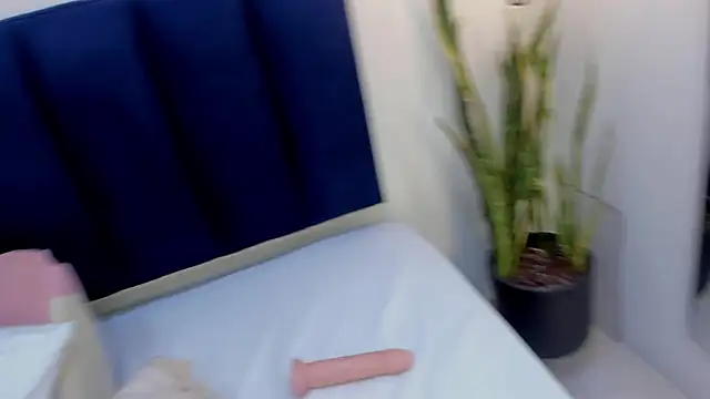 mayaevansmg লাইভ XXX চ্যাট