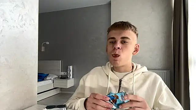 Онлайн чат XXX SoloFury