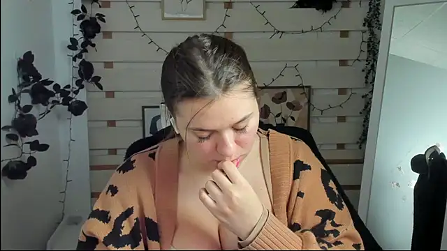 Josephine_Kiss লাইভ XXX চ্যাট