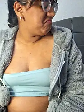 ZaidaWet লাইভ XXX চ্যাট