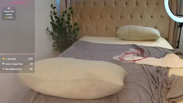 แชท XXX สดของ Florence_Ford