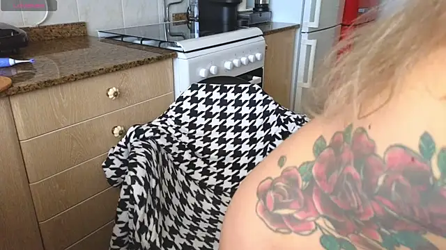 Lunamix live XXX chat