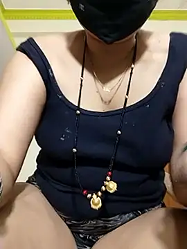 Priyanka_30 Adlı Modelin Web Kamerası Şovu