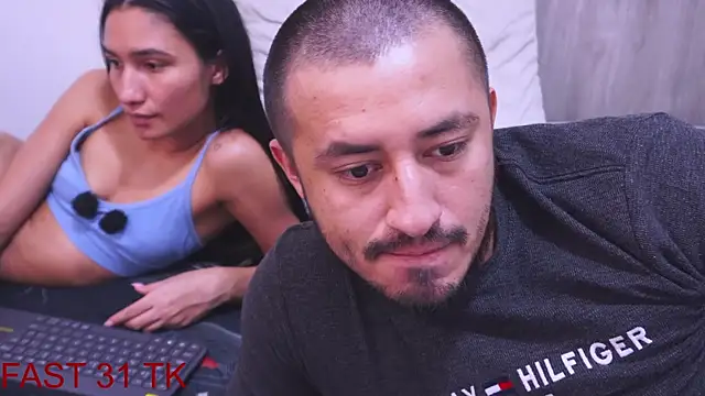 XXX chat uživo modela bonyclyde2203