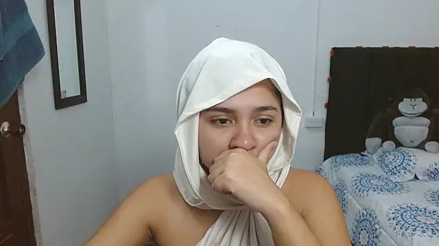 Thalian Live XXX-chat