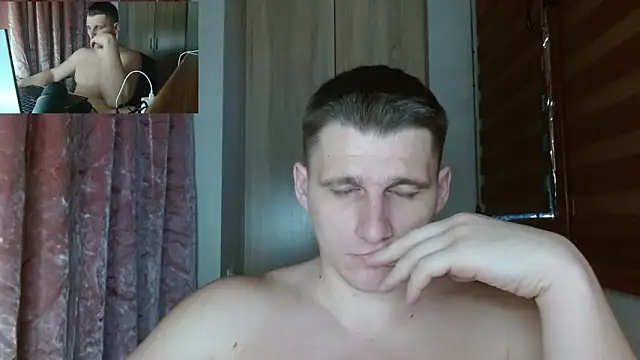 Poliglotjoe1のウェブカメラショー