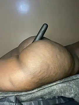 Онлайн чат XXX Keely