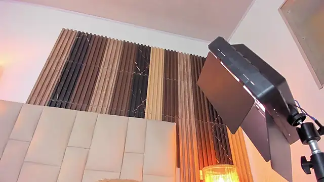 Nicolqueen_'s Live XXX Chat