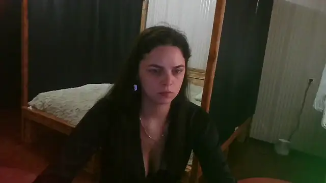 EthelsLover Adlı Modelin Canlı XXX Sohbeti