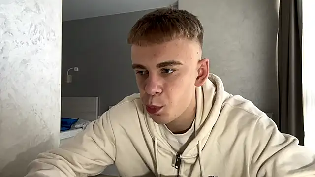 SoloFury – webcam-show