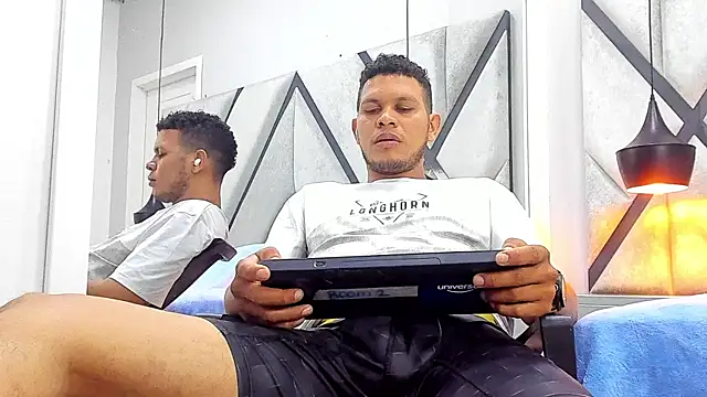 NohaBrooksn Webbikameraesitys