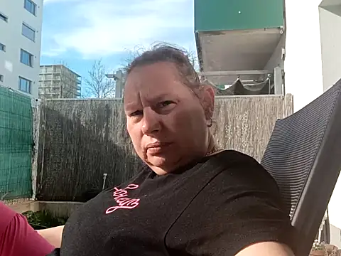 Chat XXX ao vivo de Jahudka47