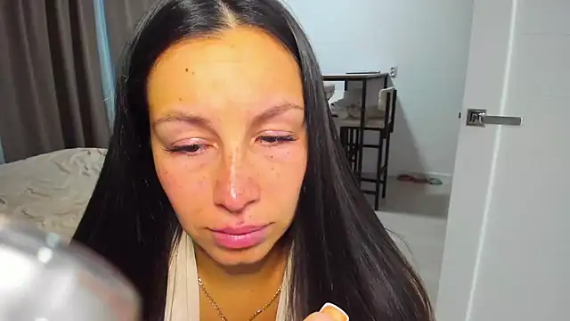 Živý XXX chat AvisFlowers