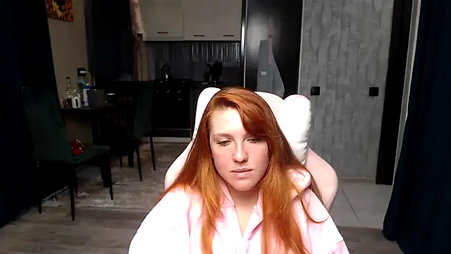 Chat +18 de Reginasmilee ao vivo