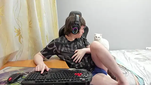 Show modela iliaskrislove na web-kameri