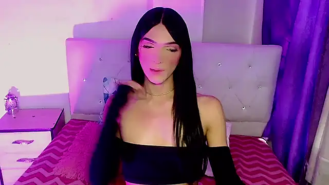 x_isabella_x Adlı Modelin Canlı XXX Sohbeti