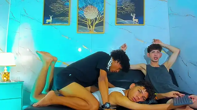 Spicy_guys Live XXX Chat