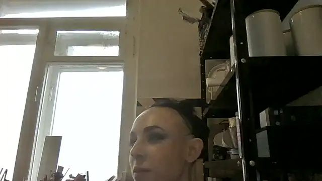 Trinsy_Love Chat XXX in diretta