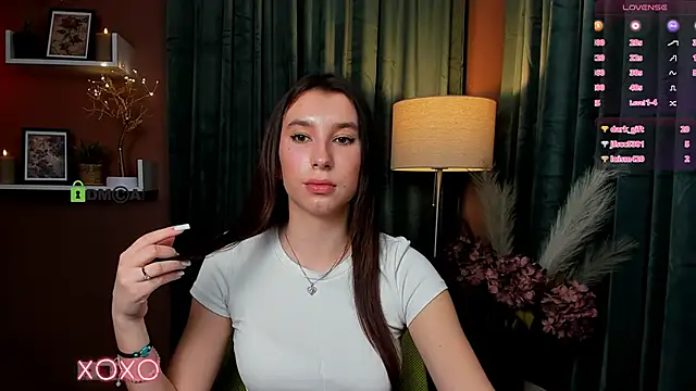 دردشة ameliaa_sweet الجنسية المباشرة