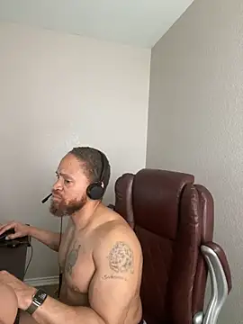 Fathero1time লাইভ XXX চ্যাট