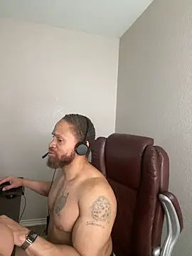 Fathero1time webkamerás műsora