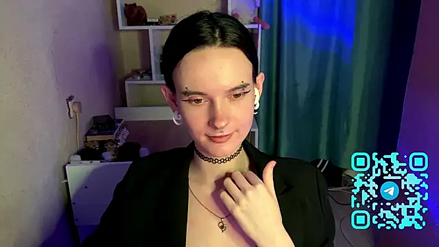 MabelDefina élő XXX-chatje