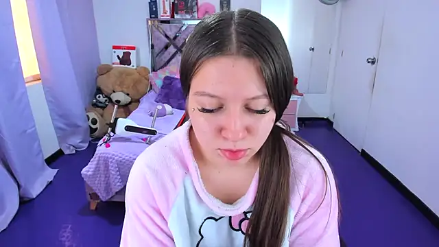 Chatroom XXX en direct de Luna_Analya