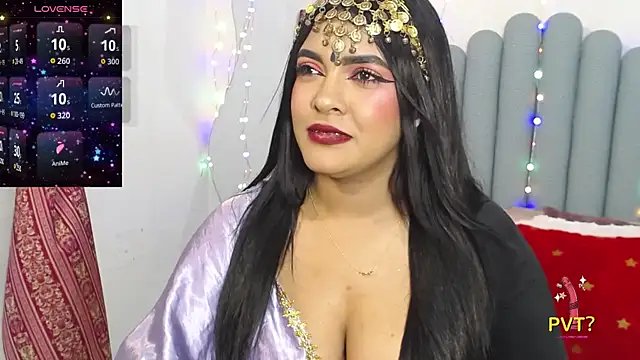 lakshmiraniii লাইভ XXX চ্যাট