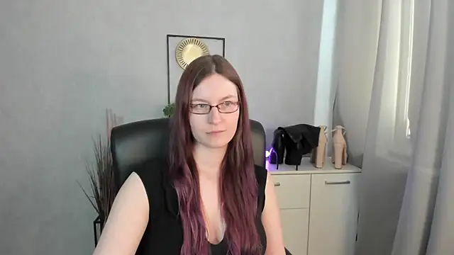 Chat +18 de emmaxDelight ao vivo