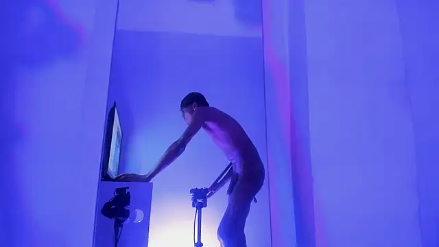 criss_zuri's Live XXX Chat