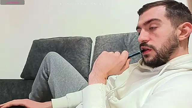 Dylan_Best's Live XXX Chat