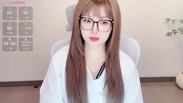 Insist6 Live XXX Chat