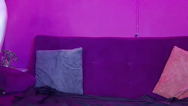 Daliana_Gounbolt's Webcam Show