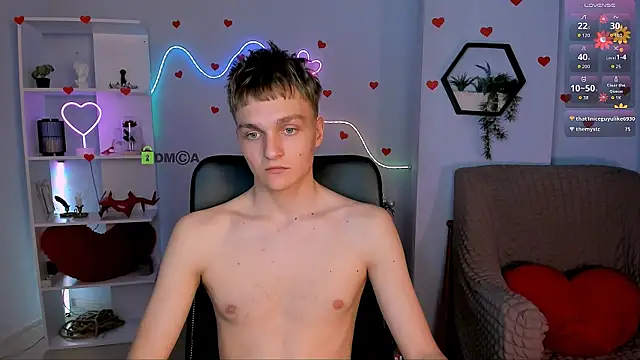 john_lik: онлайн-секс-чат