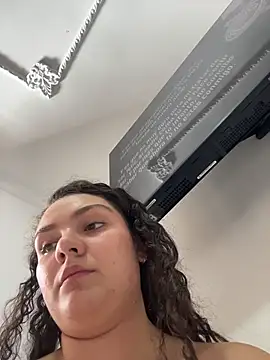 Eva_stark10 Adlı Modelin Canlı XXX Sohbeti