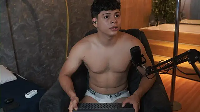 Ethan_occonor Show Webcam