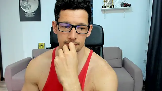 BrutusK08 Webcam show