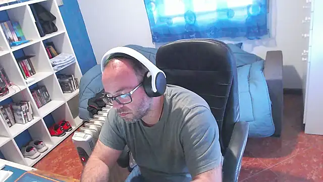 Show modela ravingr4d4 na web-kameri