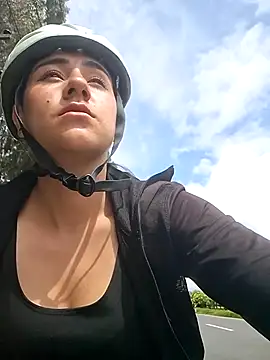 CAROLINE__07のライブXXXチャット