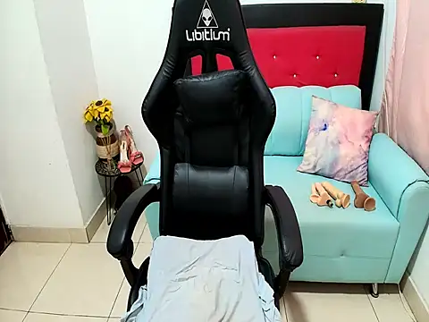 dakota_sexyanal Adlı Modelin Canlı XXX Sohbeti