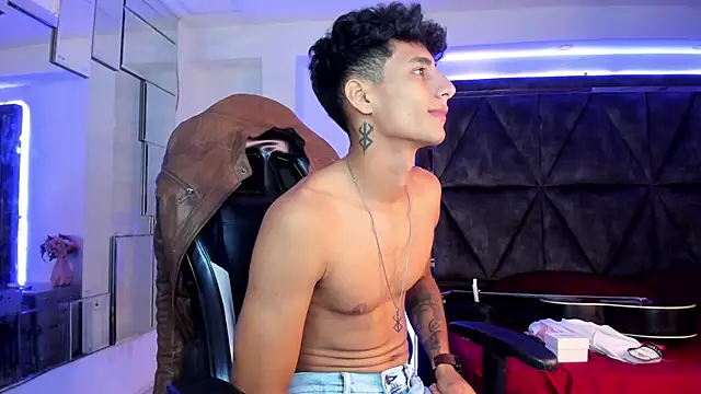 MaxiimoRomano_のライブXXXチャット